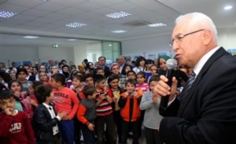 Karabağlar’da 150 çocuk hayallerini sergiledi